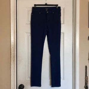 3/$10 - Thick spandex navy jeggings